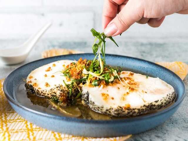 Ẩm thực - Cách làm cá hấp xì dầu mềm thơm, đậm đà hấp dẫn