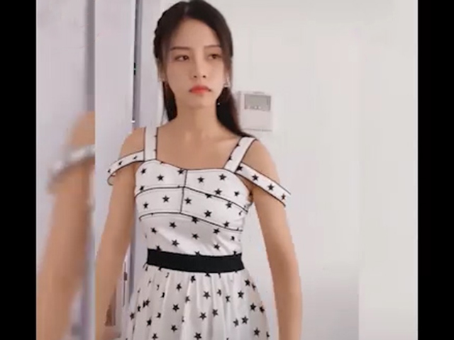 Cười 24H - Khi người đẹp tấu hài khiến bao người phải cười ngả nghiêng