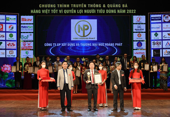 NGOHOANGPHAT đón nhận giải thưởng Top 20 Thương Hiệu Vàng Việt Nam 2022