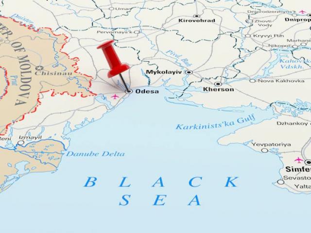 Thành phố cảng chiến lược liên tục bị nã tên lửa, Ukraine có thể mất đường ra biển?
