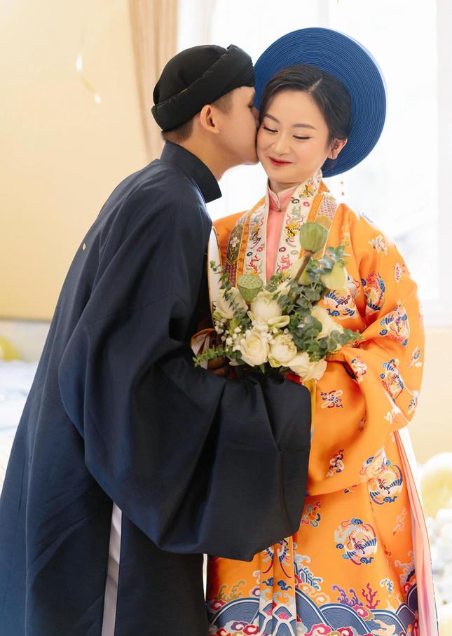 Cô dâu, chú rể mặc cổ phục Việt trong ngày cưới - 2