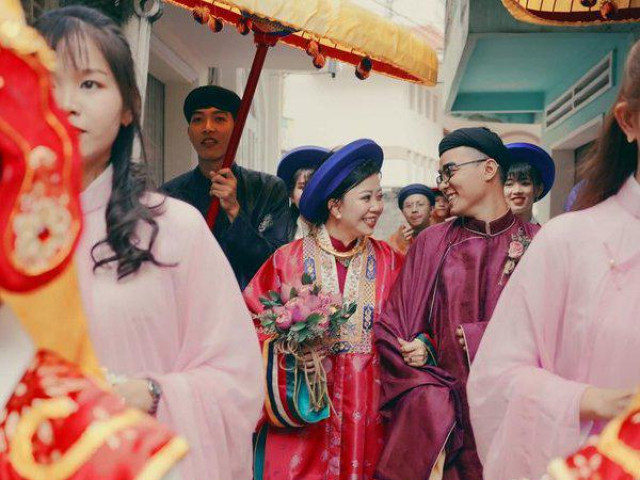 Cô dâu, chú rể mặc cổ phục triều Nguyễn trong ngày cưới gây ấn tượng