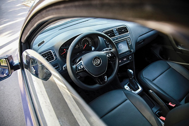 Volkswagen ra mắt phiên bản Polo Sport Edition, giá bán 699 triệu đồng - 8