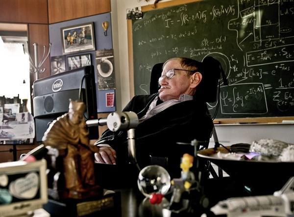 Earth's position will be sent to other aliens, what warning Stephen Hawking?  - 2