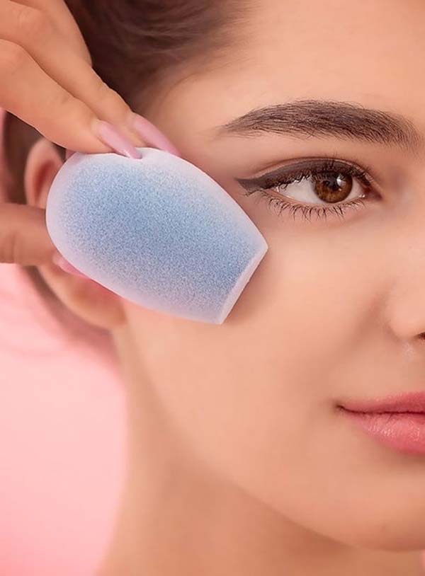 How to use makeup and skin care sponge - 2