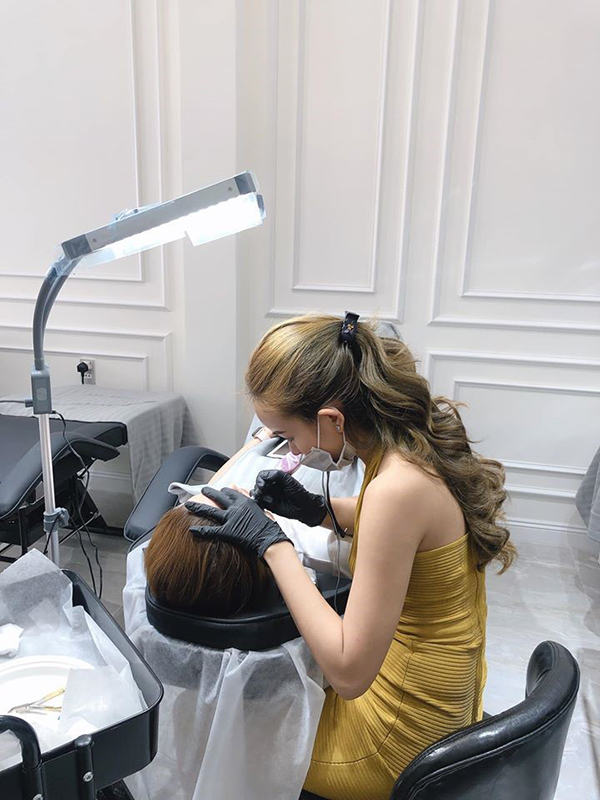 Hương Nguyễn Brows – Hành trình xây dựng sự nghiệp từ hai bàn tay trắng. - 4