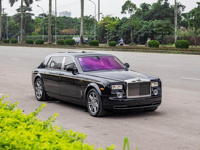 Ngắm xe - Chi tiết Rolls-Royce Phantom "Rồng" giá triệu đô của chủ tịch Tân Hoàng Minh