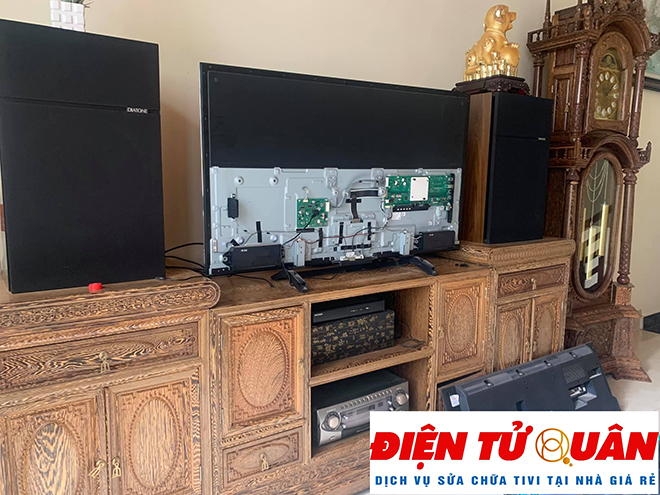 Điện Tử Quân - Địa chỉ sửa tivi tại nhà uy tín TPHCM - 1