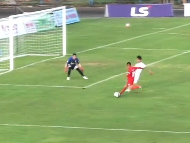 Bóng đá - Video bóng đá Bình Phước - SLNA: Choáng 3 phút 2 bàn, tiếc nuối Văn Đức (Cúp Quốc gia)