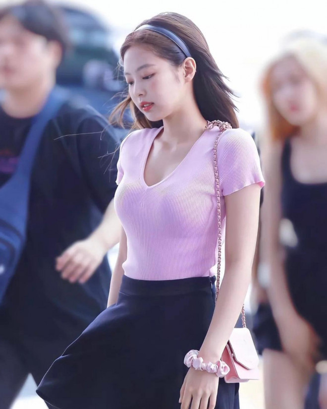 Small details reveal the beauty secret of Jennie (BLACKPINK), which can be easily imitated!  - 3