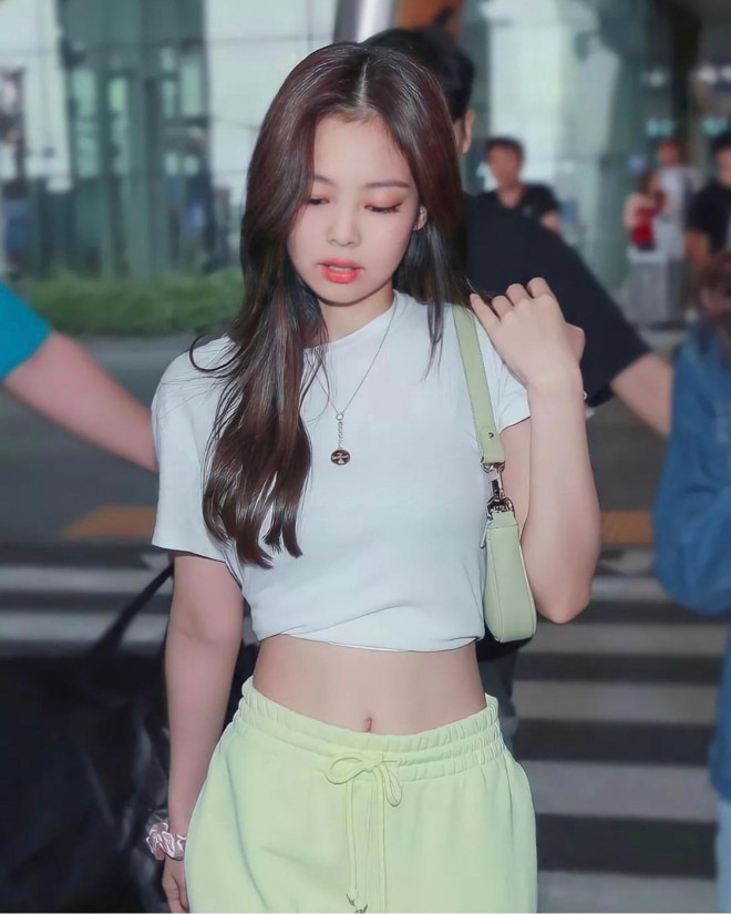 Small details reveal the beauty secret of Jennie (BLACKPINK), which can be easily imitated!  - 4