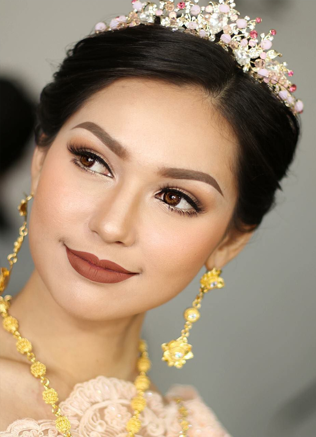 Maiya Kager là người mẫu kiêm diễn viên nổi tiếng ở Campuchia.
