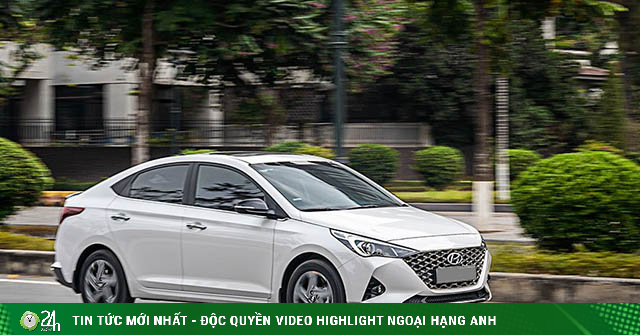 Price of Hyundai Accent car rolled in April 2022, 50% off registration fee