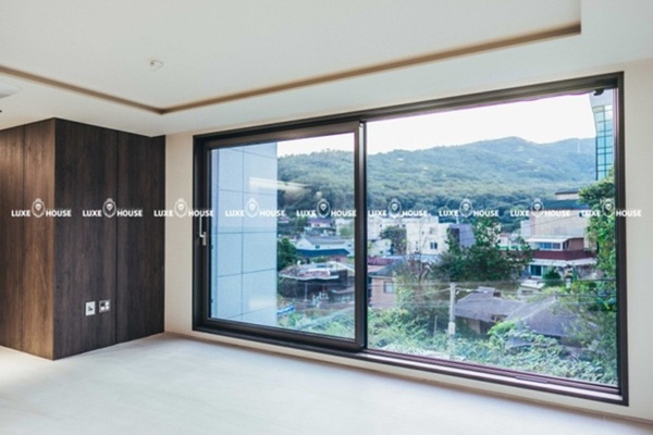 Cặp đôi nổi tiếng của "Hạ cánh nơi anh" sống trong căn nhà hoành tráng ra sao sau đám cưới thế kỷ? - 5