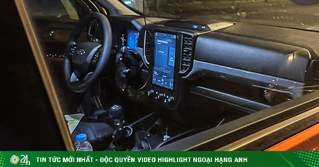 New generation Ford Ranger revealed interior photos in Vietnam