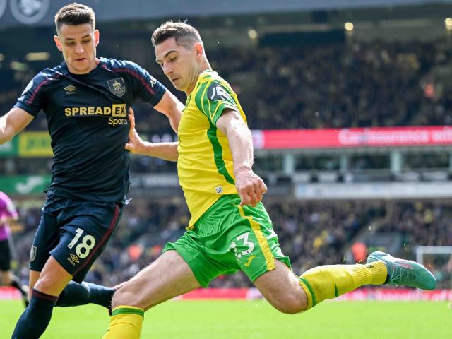 Bóng đá - Video bóng đá Norwich - Burnley: Chiến thắng quý giá, hồi sinh cửa trụ hạng  (Vòng 32 Ngoại hạng Anh)
