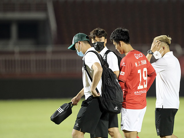 Bóng đá - Bùi Tiến Dũng và nhóm cầu thủ "đình công" gây chú ý ở trận derby TPHCM