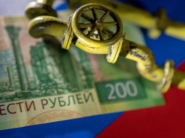 Nga lần đầu trả nợ nước ngoài bằng đồng rúp