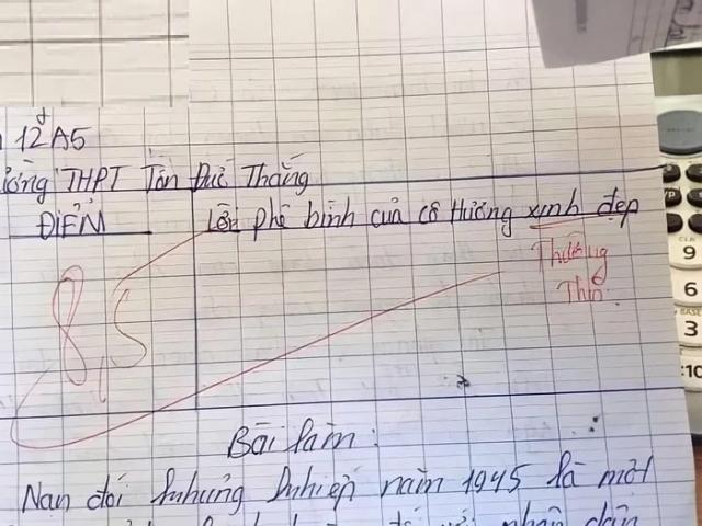 ”Cả gan” ”nịnh” cô giáo trong bài kiểm tra, cậu học trò nhận lại lời hồi đáp cực ”bá đạo”