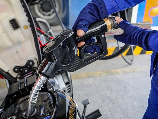 Thị trường - Tiêu dùng - Giá xăng dầu hôm nay 12/4: Dầu thô đi lên từ đáy, giá xăng tại Việt Nam chiều nay sẽ như thế nào?