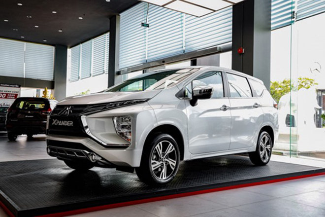 Price of Mitsubishi Xpander in April 2022, 100% LPTB support and gifts - 7