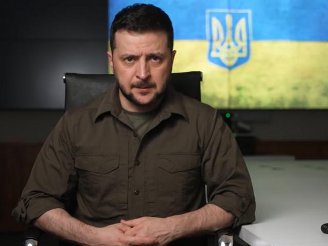 Tổng thống Ukraine Zelensky nói về hậu quả nếu Donbass thất thủ