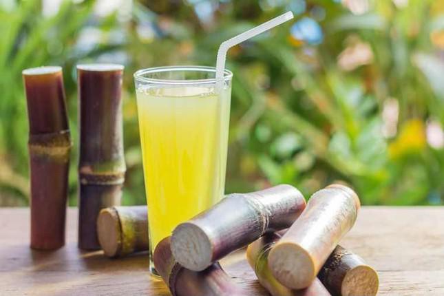 The 'taboos'  When drinking sugarcane juice, know that to avoid bringing diseases into people - 1
