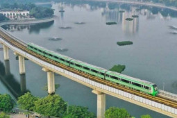 Tin tức trong ngày - Lượng khách đi tàu điện Cát Linh - Hà Đông lập kỷ lục mới