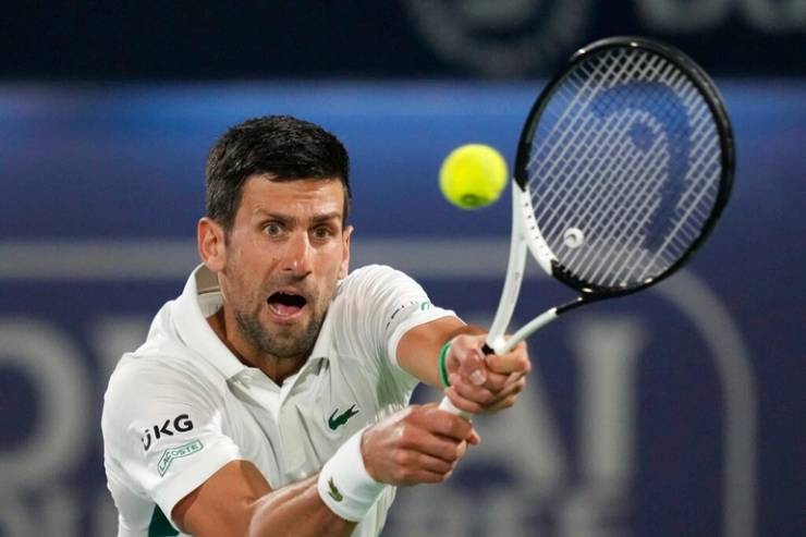 Djokovic bị cựu số 1 thế giới người Chile mắng là "kẻ đại ngốc"