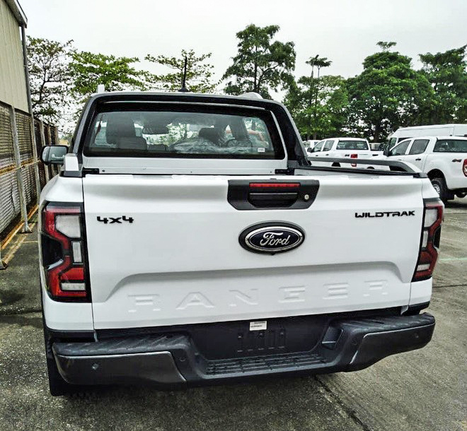 Ford Ranger thế hệ mới lộ ảnh đầy đủ tại nhà máy - 3