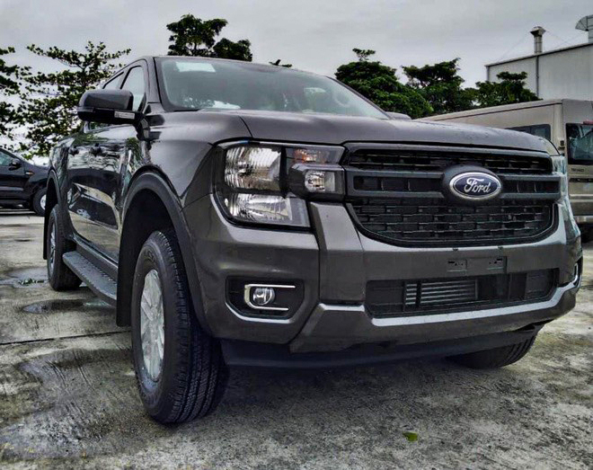 Ford Ranger thế hệ mới lộ ảnh đầy đủ tại nhà máy - 7