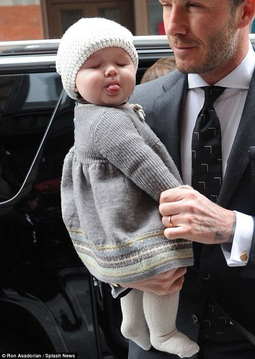 Beckham's daughter grew up as fast as blowing, but her face was " broken and"  - 4