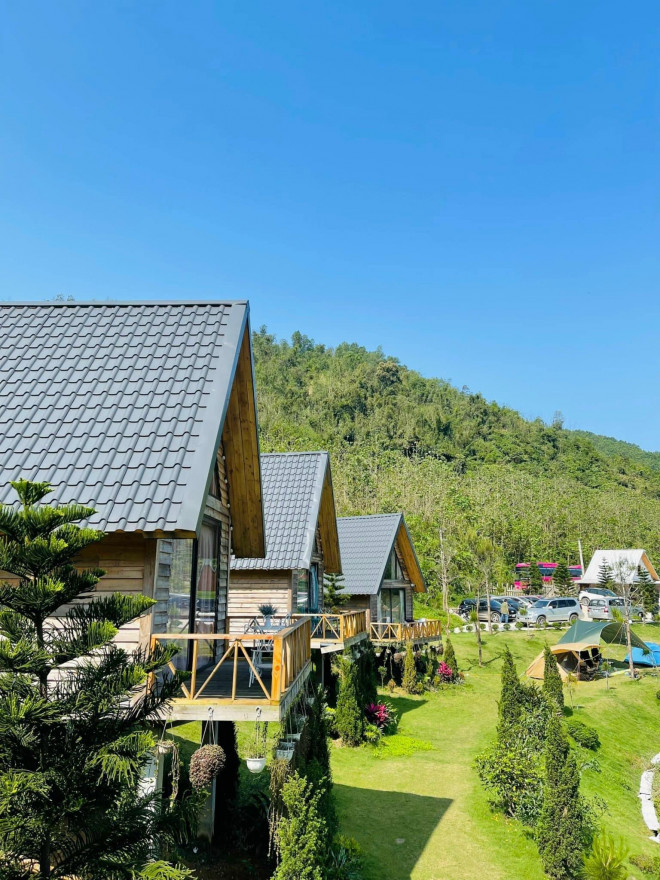 Weekend experience at Dream Grass Hill - a space like a European village in Hoa Binh - 3