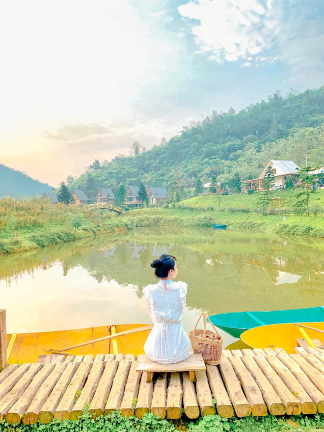 Weekend experience at Dream Grass Hill - a space like a European village in Hoa Binh - 14