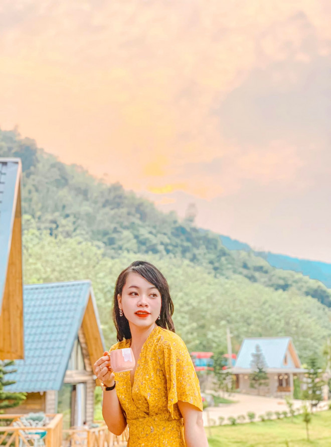 Weekend experience at Dream Grass Hill - a space like a European village in Hoa Binh - 13