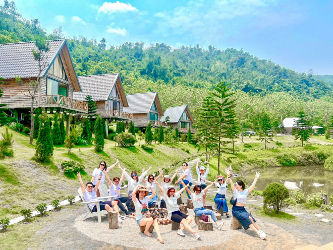 Weekend experience at Dream Grass Hill - a space like a European village in Hoa Binh - 18