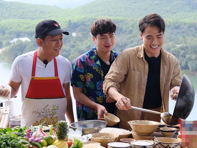Trường Giang mang show ẩm thực đình đám trên YouTube đến Huế