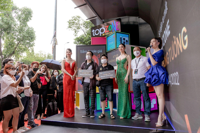 Impressed with the launch event of TopZone 165 Khanh Hoi: monumental, " right at the top"  - 3