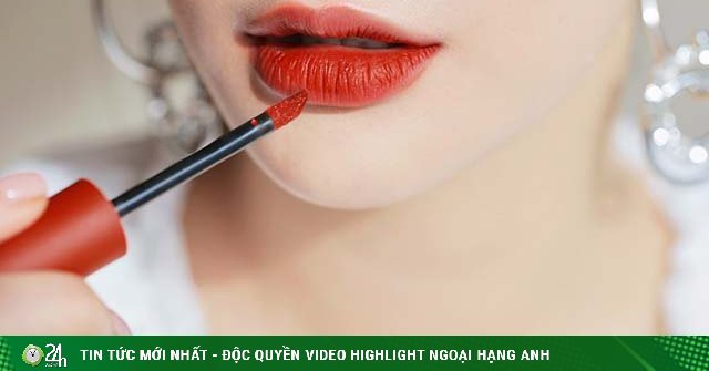 The methods of applying lipstick are very beautiful every girl should know-Beauty