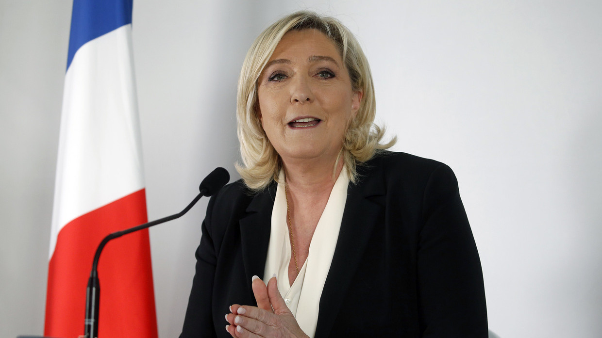 Bà Le Pen gần đây đã lọt vào vòng 2 bầu cử Tổng thống Pháp cùng ông Macron.