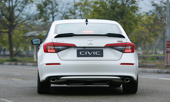 Price of Honda Civic rolled in April 2022, the lowest is 730 million VND - 6