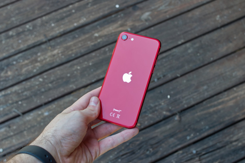 Top iPhone giá tốt cực đáng mua trong nửa đầu năm 2022 - 1