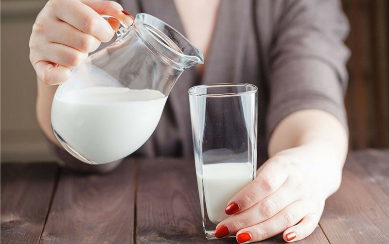 Does drinking milk instead of water increase the risk of death?  - first