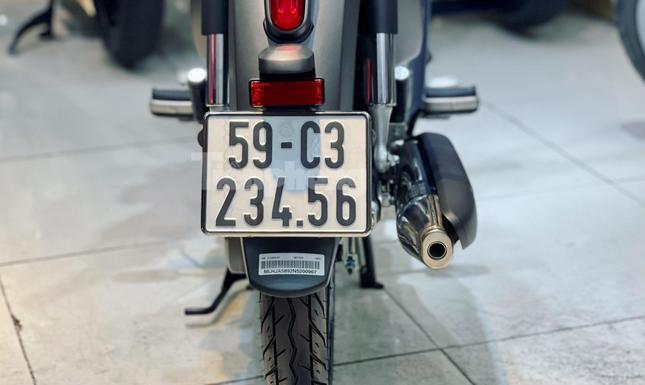 Honda Super Cub C125 biển 'sảnh' tiến giá gần nửa tỷ - 2