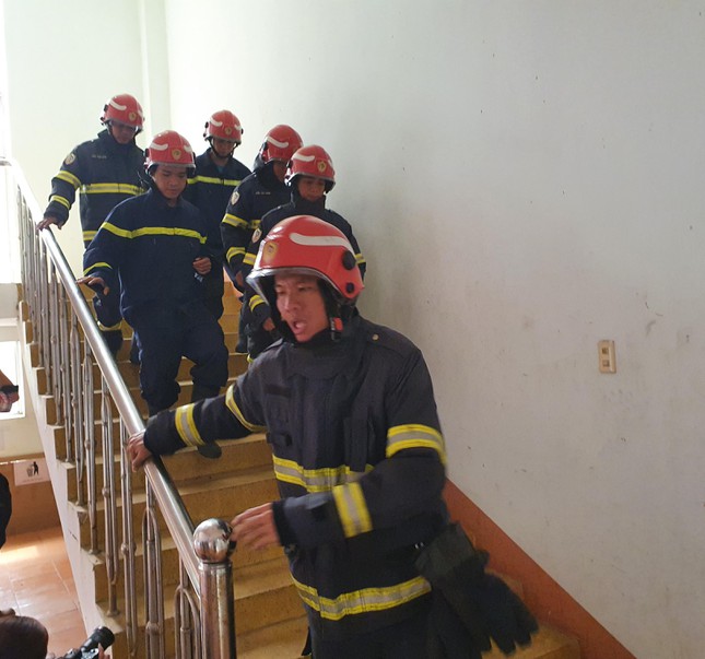 Các chiến sĩ nhanh chóng xuất phát