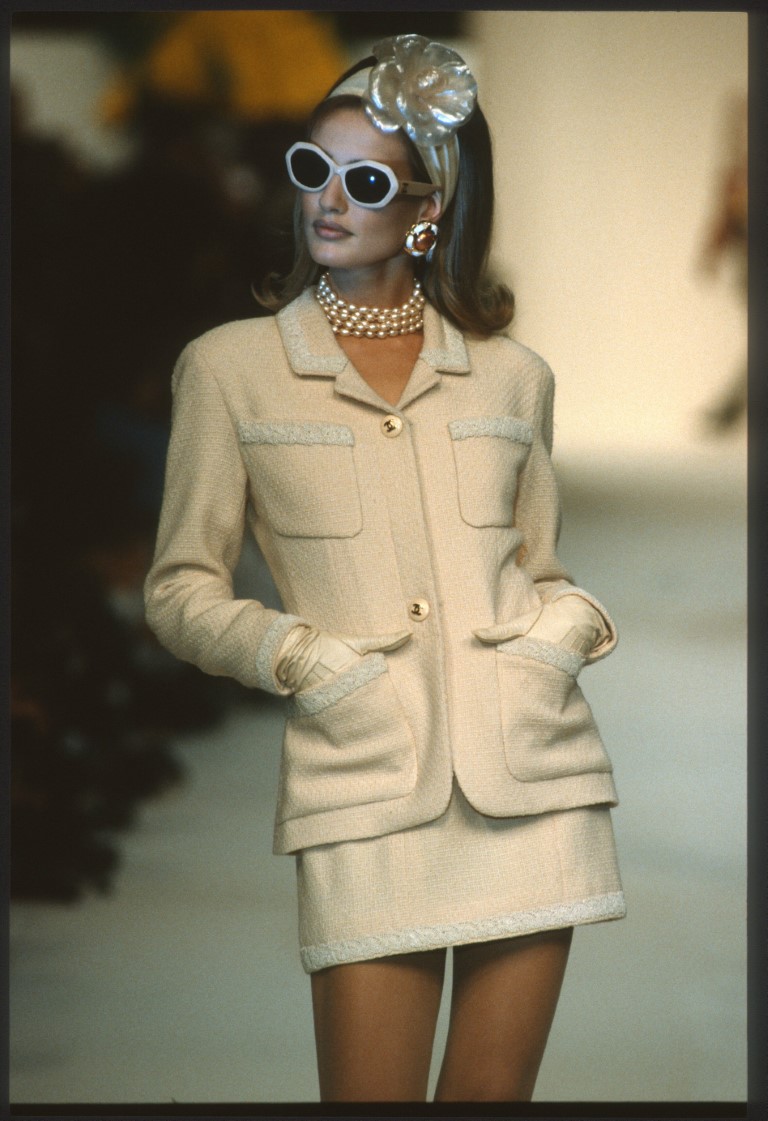 Chanel và vải Tweed  Biểu tượng của sự quý phái mang nét đặc trưng của  nhà mốt