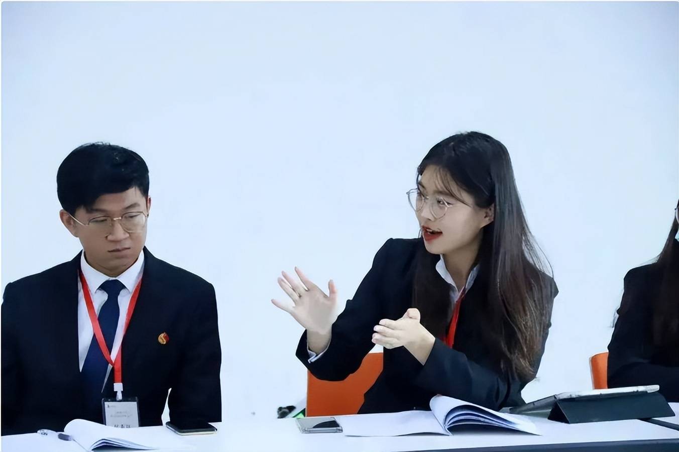 Nữ sinh đại học tài sắc vẹn toàn khiến cư dân mạng ngưỡng mộ - 4