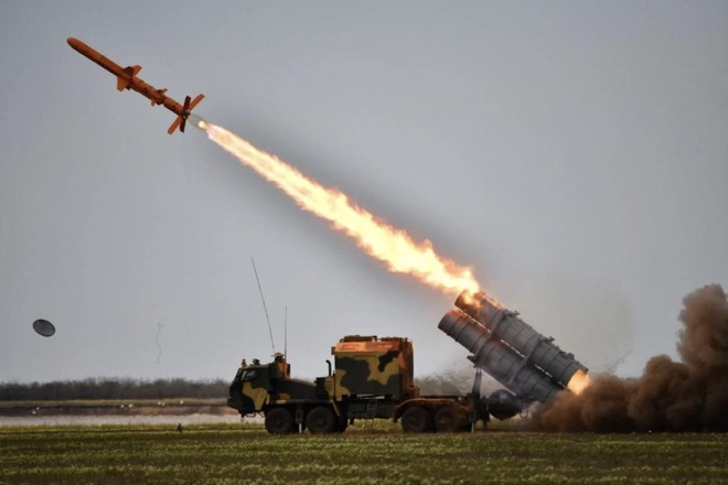 Tên lửa chống hạm Neptune của Ukraine trong một lần&nbsp;phóng thử nghiệm.