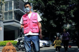 Bạn trẻ - Cuộc sống - Bỏ việc văn phòng, giới trẻ Trung Quốc làm nhiều nghề lạ lùng