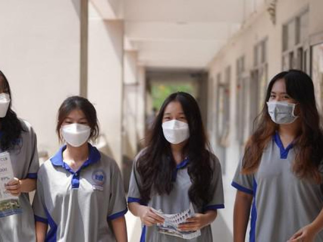 Giáo dục - du học - Nóng cuộc đua vào lớp 10 ở TPHCM: Cơ hội nào để trúng tuyển?